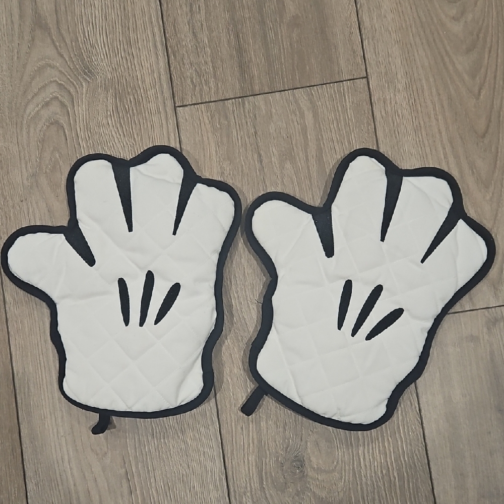 Mickey Mouse Glove Oven Mitts